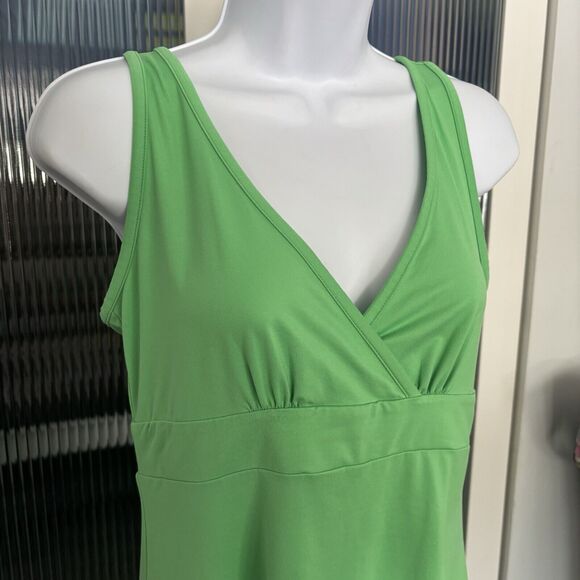 Patagonia Florita Fit & Flare Dress Size Medium Green V-Neck Sleeveless Tank EUC - Picture 3 of 5